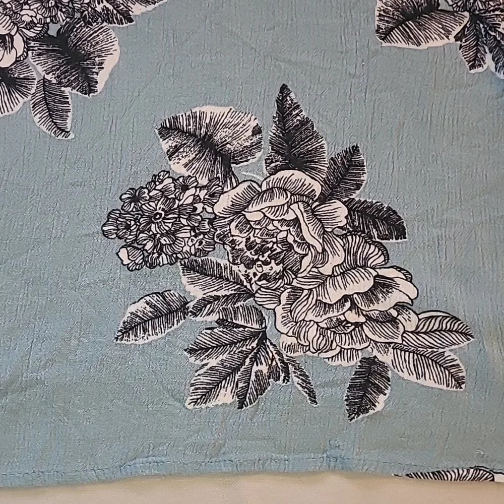 Kaileigh XL floral dress shirt with spaghetti straps teal and black